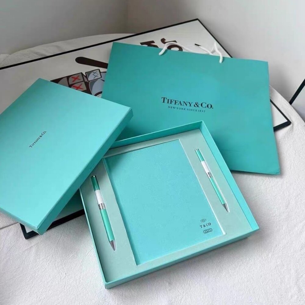 NWT Tiffany & Co. Blue Stationery Set (bag not included!)